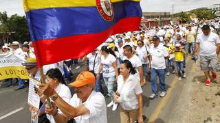 Colombianos marchan en zona fronteriza por crisis con Venezuela