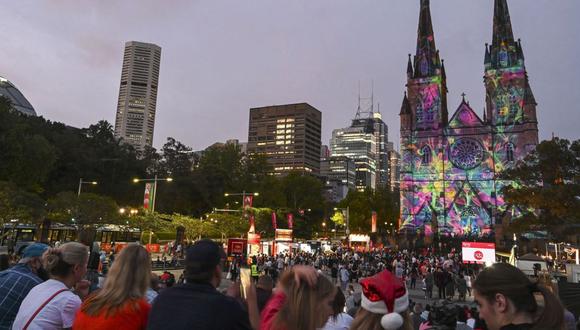 Los peruanos que residen en el extranjero fueron los primeros en celebrar la nochebuena. (Foto: AFP)