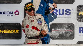 ‘Riflo’ Flores va por la victoria en la sexta fecha de la Porsche GT3 Cup en Argentina