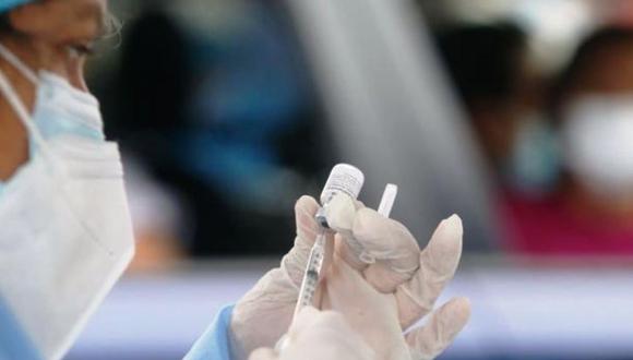 La vacunación contra el coronavirus (COVID-19) sigue avanzando a nivel nacional | Foto: Andina / Referencial