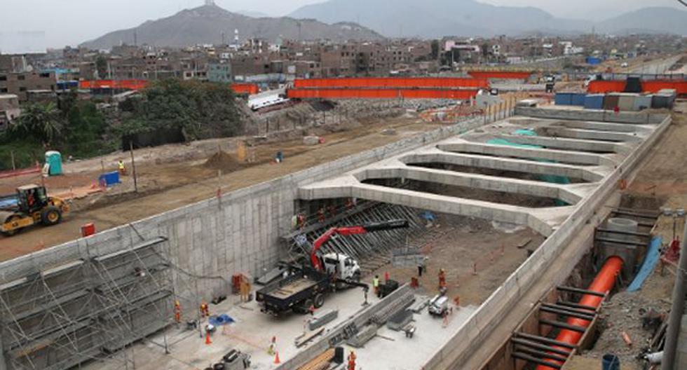 Se inició esta mañana la \"Marcha Blanca\" en el nuevo puente Bella Unión, que cruza el río Rímac a través de la avenida Universitaria. (Foto: Andina)