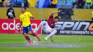 Ecuador vs. Bolivia se enfrentan en un aguacero (FOTOS)