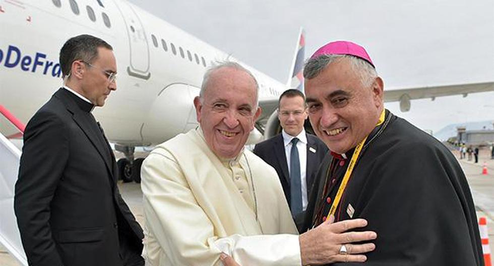 Papa Francisco defiende al obispo chileno acusado de encubrir abusos: \"son calumnias\". (Foto: EFE)
