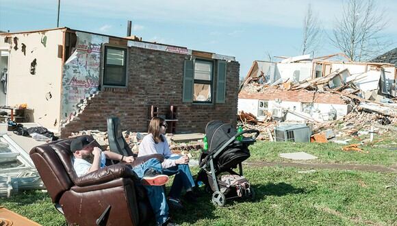 Tennessee se vio estremecido por el paso de tornados que han dejado por lo menos 25 personas muertas. (EFE)