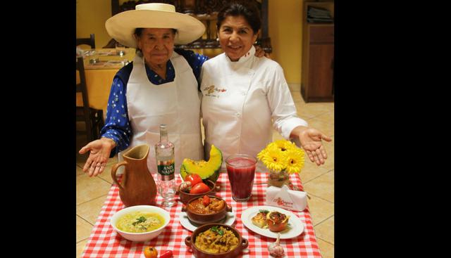 Juana Cuno ofrece en 'El Pregón' caldos, adobos,&nbsp; rocoto relleno y pastel de papa. Hasta el afamado anís najar. (Foto: Difusión)