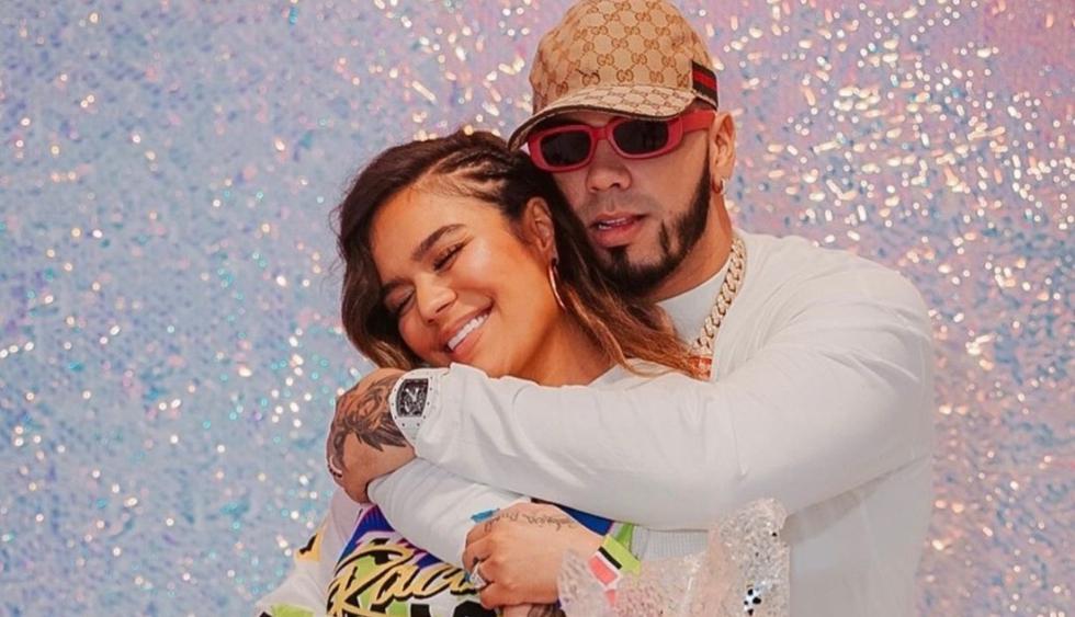 Karol G celebró cumpleaños junto a su novio, el cantante Anuel AA. (Foto: @karolg)