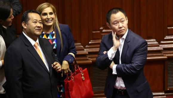 Maritza García y Bienvenido Ramírez, miembros del bloque de Kenji Fujimori en el Congreso, se expresaron en contra de la nueva moción de vacancia presentada contra PPK. (Foto: Reuters)