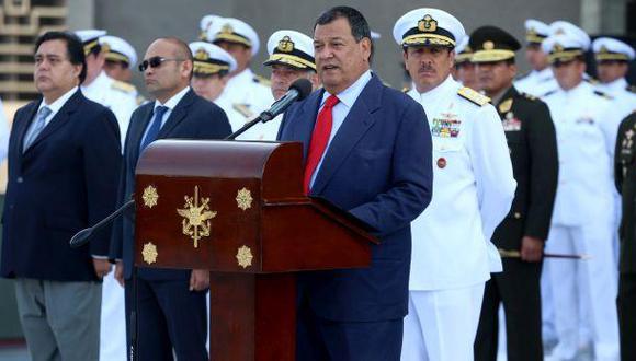 Nieto dice que no puede anular cuestionados ascensos militares
