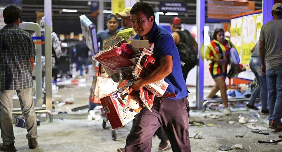 Actualidad: El vandalismo se apodera de México por 'gasolinazo' [FOTOS