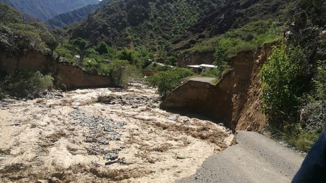 La Libertad: puente Mamahuaje colapsa debido a intensas lluvias | FOTOS y VIDEO