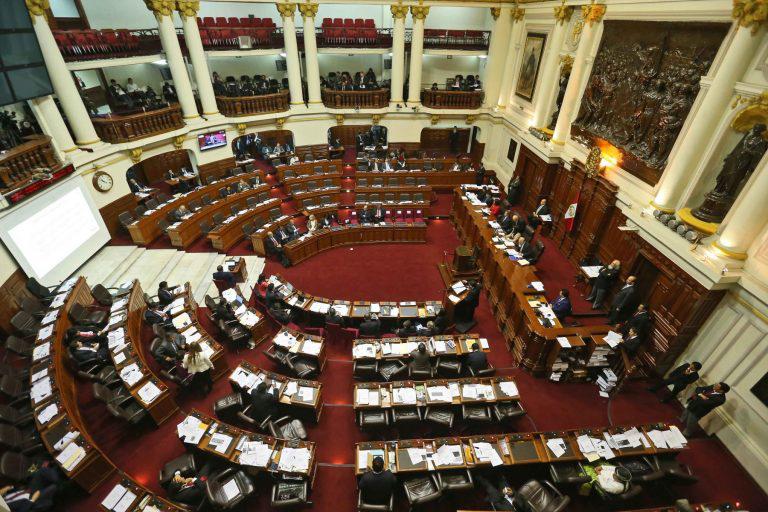 El proyecto de ley de hidrocarburos regresó a la Comisión de Energía y Minas luego de haber estado a punto de debatirse en el Pleno. Foto: Agencia Andina.