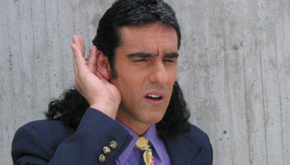 "Pedro, el escamoso" de 2001 está protagonizado por Miguel Varoni. La telenovela colombiana fue creada por Dago García y dirigida por Rodrigo Triana.