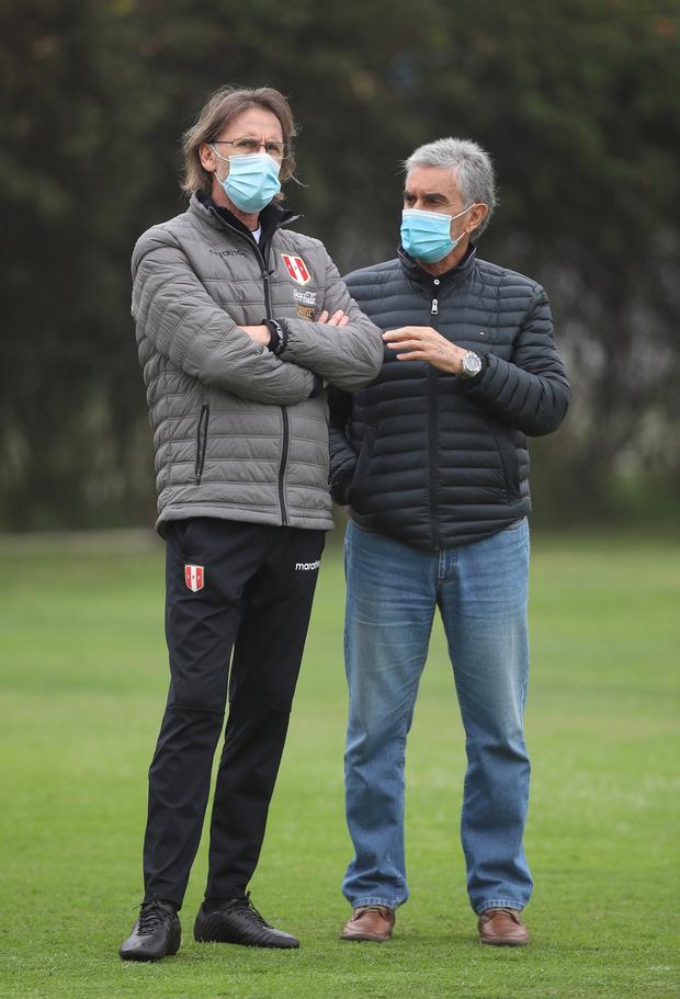 Currently, Juan Carlos Oblitas is the sports director of the FPF and works hand in hand with Ricardo Gareca |  Photo: EFE