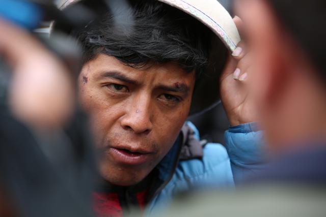 Edison Vargas aseguró que el bloqueo continuará mientras no se libere a los asesores de la comunidad de Fuerabamba (Foto: Antonio Álvarez/Enviado especial).