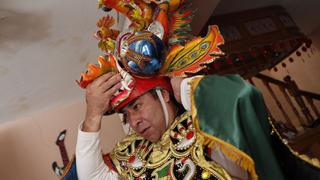 Bolivianos se las ingenian para mantener magia del carnaval de Oruro pese a pandemia del coronavirus