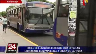 Buses de corredores circulan pese a tener deudas por papeletas