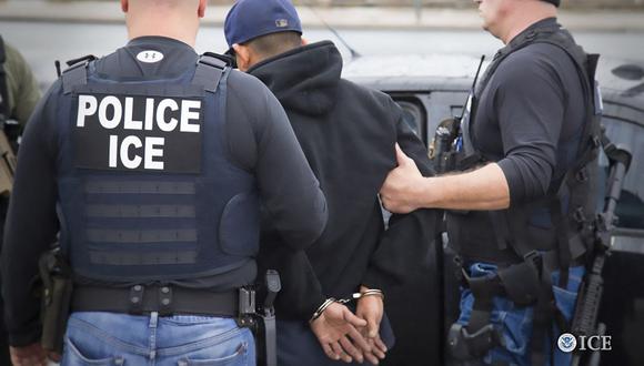 Inmigrante colombiano que recién había ingresado a Estados Unidos muere bajo custodia del ICE. (Foto referencial, Charles Reed / ICE / AFP).