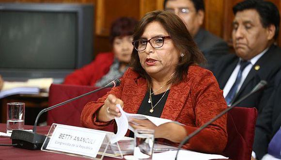 “Yo nunca he mentido, todos mis documentos están en original"