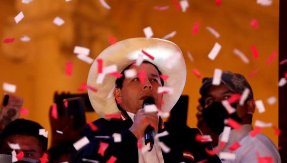 Pedro Castillo fue proclamado presidente electo del Perú el lunes. ( EFE/ Paolo Aguilar).