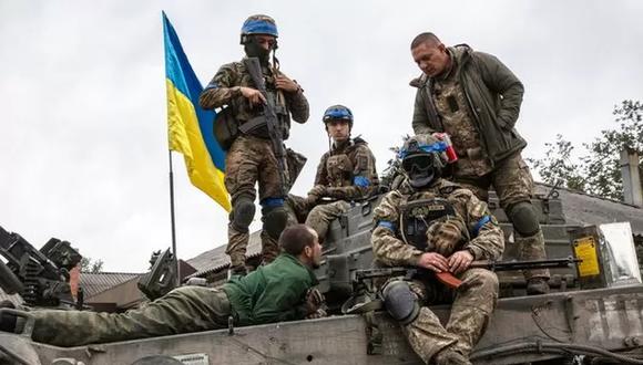 Ucrania está recuperando territorio que había sido tomado por las tropas de Rusia. (GETTY IMAGES).