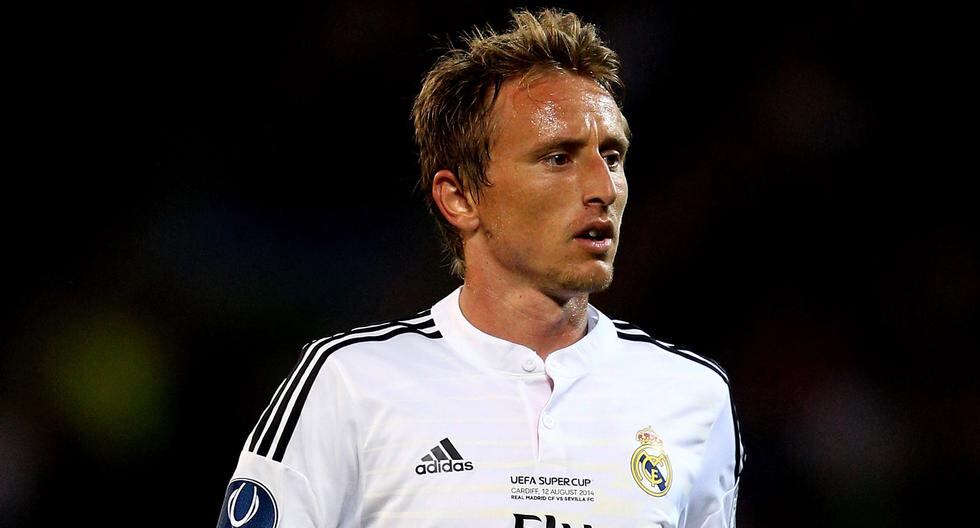 Luka Modric se lamentó luego de la derrota por 2-1 en el Camp Nou. (Foto: madridsports.es)