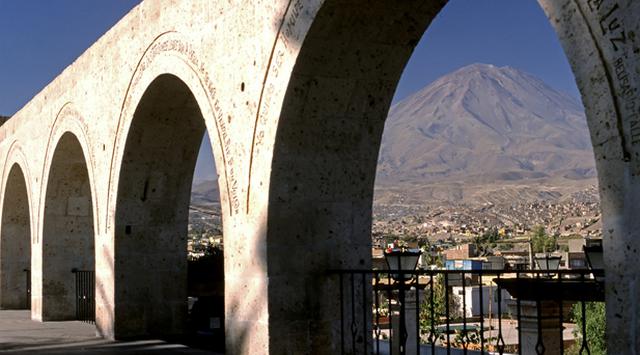 Arequipa versus Huánuco: ¿cuál visitarías en su aniversario? - 2