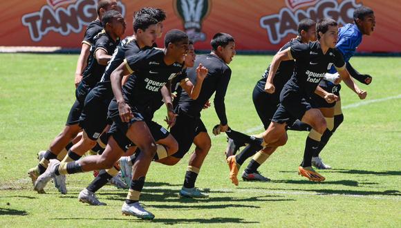 Los blanquiazules no contarán para la final con Juan Pablo Goichochea ni Nicolás Amasifuén, quienes fueron requeridos por el primer equipo que enfrentará a Cusco FC por la Liga 1 Betsson. (Foto:  Press South)