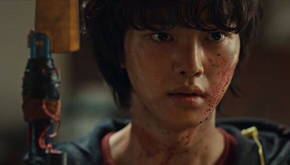 Cuando las personas se transforman repentinamente en monstruos, Cha Hyun Soo y sus vecinos luchan por sobrevivir y aferrarse a su humanidad en "Sweet Home (Foto: Netflix)
