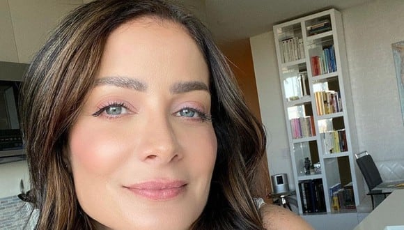 Dayanara Torres se mostró emocionada por el nuevo tratamiento para eliminar manchas en su rostro (Dayanara Torres / Instagram)