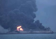 Irán da por muertos a los marineros del petrolero hundido en el Mar de China tras explosión
