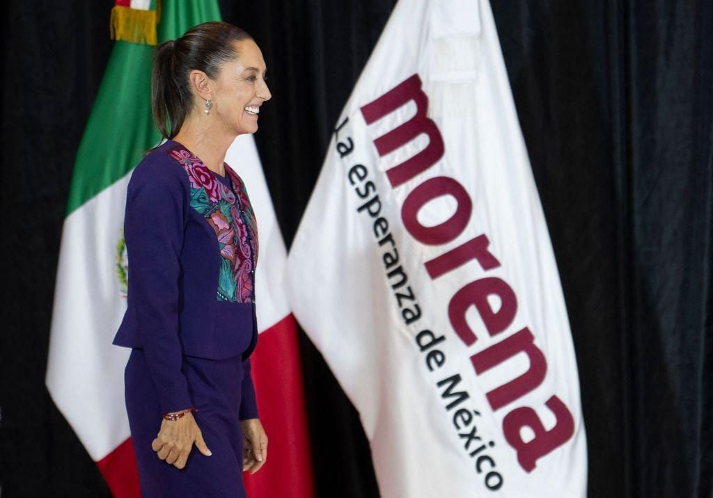 Claudia Sheinbaum arrasó este domingo en las elecciones de México y será la primera presidenta del país. Fue apoyada por Morena y sus aliados: el Partido del Trabajo (PT) y el Verde Ecologista (PVEM). / GETTY IMAGES.

