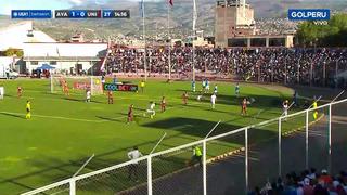 Guillermo Larios no estaba en el campo de juego, pero fue expulsado en el Universitario vs. Ayacucho | VIDEO