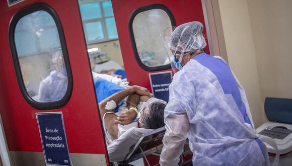 Según la secretaría regional de Salud, los casos de transmisión por la variante delta ya corresponden al 96 % del total de contagios en el municipio de Río de Janeiro. (Foto referencial: Andre Coelho / Bloomberg)