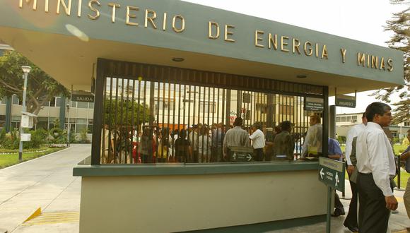 Representantes del Ministerio Público llegaron a la sede del Ministerio de Energía y Minas. (Foto: GEC/referencial)