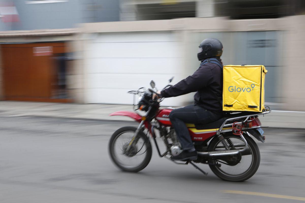 Glovo se reunió con repartidores ante protesta por un supuesto recorte en sus ganancias. (GEC)