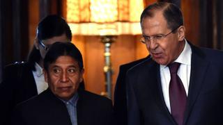 Bolivia y Rusia firman acuerdo de liberación de visados