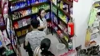 La Molina: grupo de ‘tenderos’ son captados por cámaras de seguridad cuando roban minimarket
