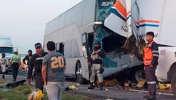 Migrantes que sufrieron un accidente en la carretera en el municipio de Matehuala estado de San Luis Potosí, México, el 31 de mayo de 2023. (Foto de Periódico Correo de México)