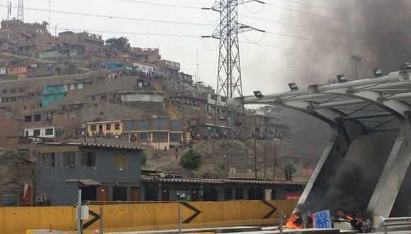 Pan. Norte: queman garitas de cobro de peaje en Puente Piedra - 6