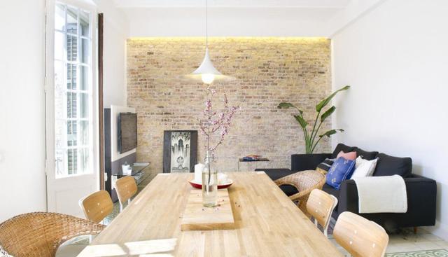 Para que la pared luzca ligera, la pintura debe estar aguada (Foto: Egue y Seta)