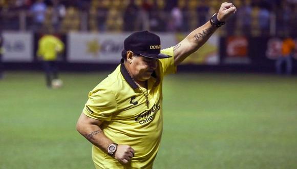La relación entre Diego Maradona y Dorados de Sinaloa estaría por extenderse otros seis meses más. Sin embargo, existen dos noticias que mantienen en tensión al estratega argentino (Foto: agencias)