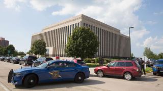 Estados Unidos: Tiroteo en tribunal de Michigan deja 3 muertos