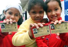 Perú: más de 7.700 niños damnificados por lluvias recibirán DNI