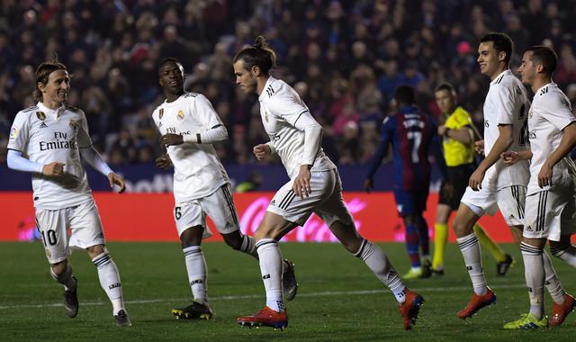 Real Madrid: Bale no celebró su gol con Lucas Vázquez y desató la polémica en España | VIDEO. (Foto: AFP)