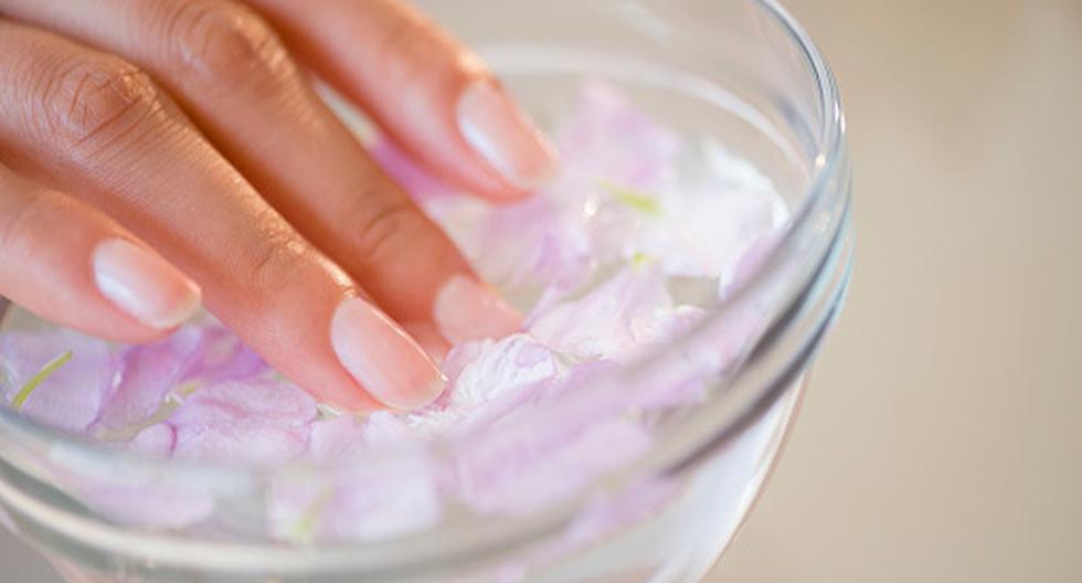 Dile adiós a tus uñas quebradizas con estas recetas caseras.(Foto: GettyImages)