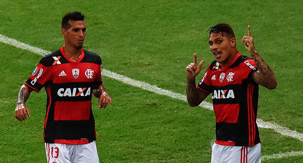 Las narraciones de Luiz Penido de Radio Globo de los partidos del Flamengo son de otro nivel. Así relató el golazo de Paolo Guerrero en la Copa Libertadores. (Foto: Getty Images)