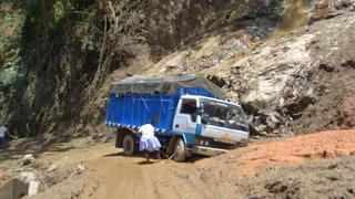 Junín: huaico sepulta viviendas y aísla a 5 pueblos de Satipo