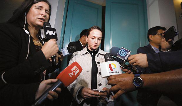 Fiscalía de la Nación halló documentación vinculada a Alex Peña y a la Municipalidad de la Victoria durante allanamiento a departamento de Luciana León