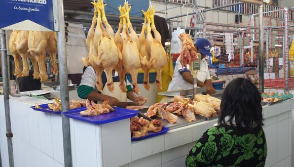 Precio del pollo se encuentra en alza en los mercados de la capital. (Foto: GEC)