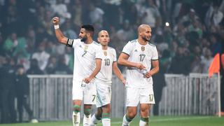 Colombia vs. Argelia: Mahrez puso el 2-0, desató la locura de los hinchas africanos y se suspendió por unos minutos el amistoso | VIDEO